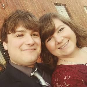 Meet your Posher, Kelli